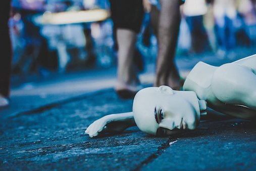 Contra la indiferencia emocional, conecta. Por Javier Iriondo
